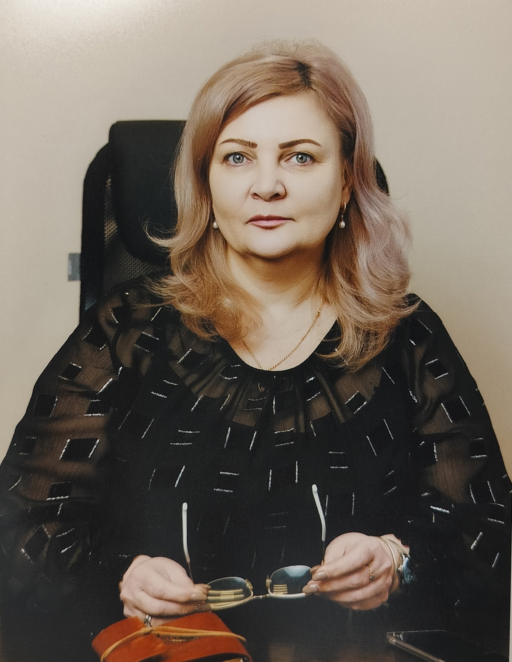 Соколова Юлия Борисовна.